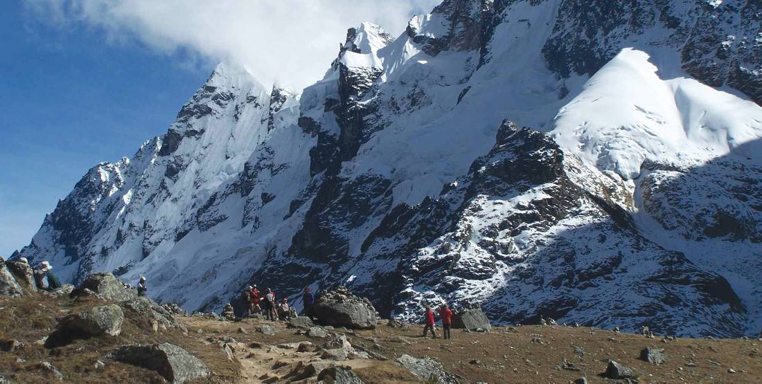 A group of trekkers near Salcantay | <i>Mike Shrimpton</i>